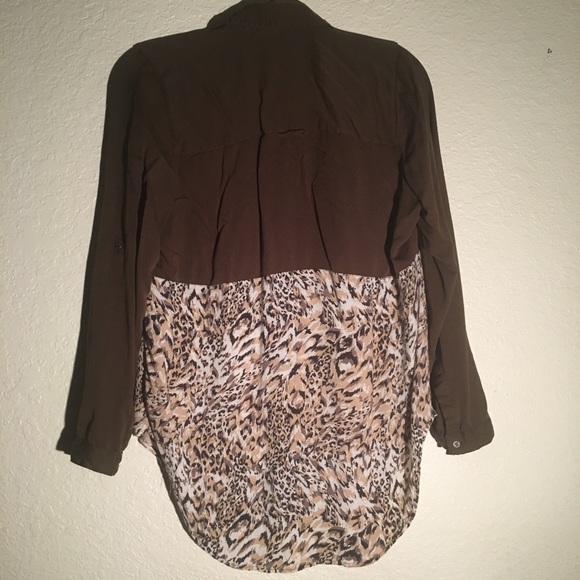 Free People Long Sleeve button-up; size M - Picture 4 of 7